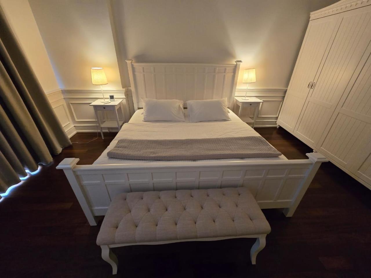 Lana Riverside Apartment Tiranë Ngoại thất bức ảnh